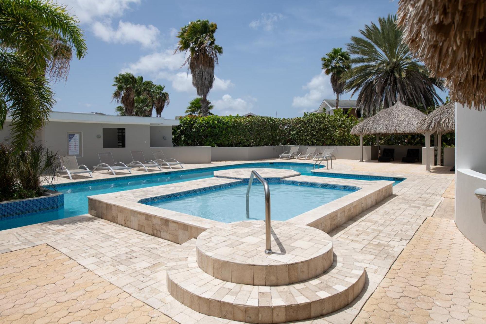 Villa At Secured Gated Resort Near Mambo Beach! Willemstad Exteriör bild